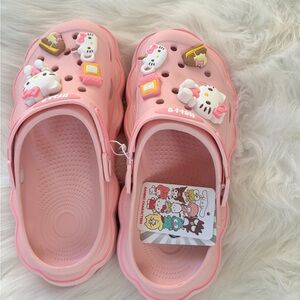 Hello kitty croc-like slides